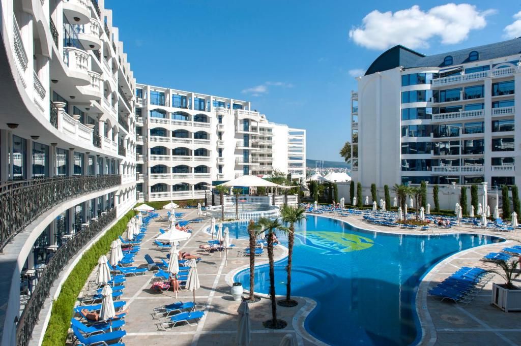 Chaika Beach Resort & Spa Hotel фото 19