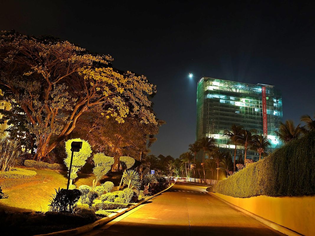 Waterfront Cebu City Hotel & Casino - Multiple Use Hotel фото 29