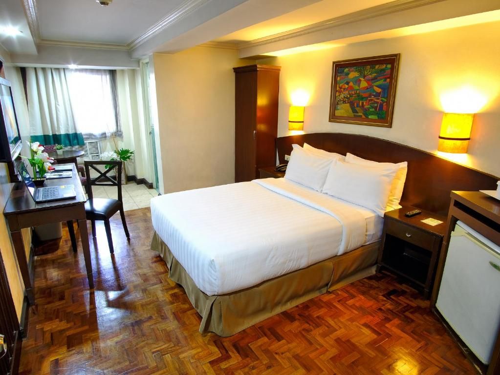 Fersal Hotel Manila фото 33