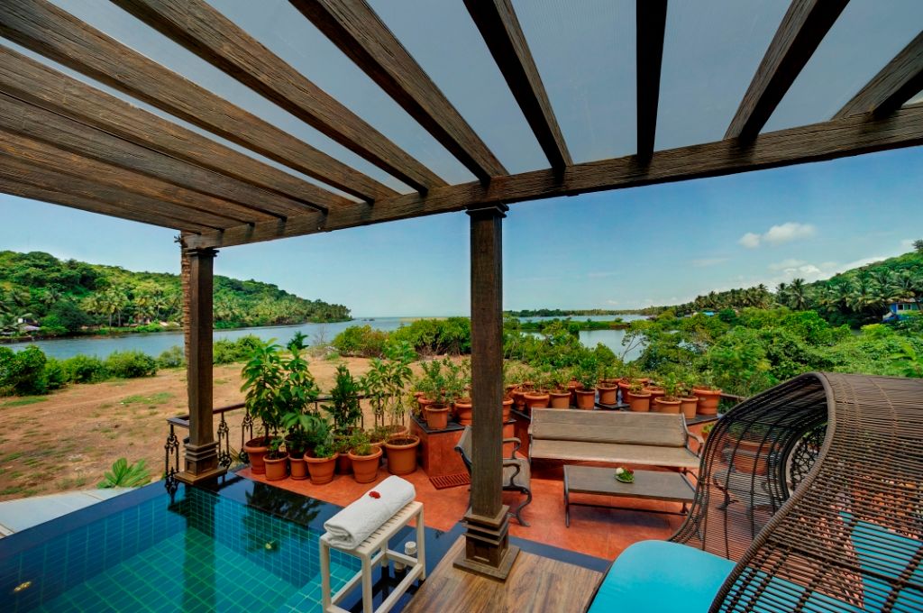 Mayfair Hideaway Spa Resort фото 18