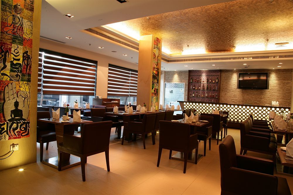 Park Inn by Radisson New Delhi Lajpat Nagar фото 26