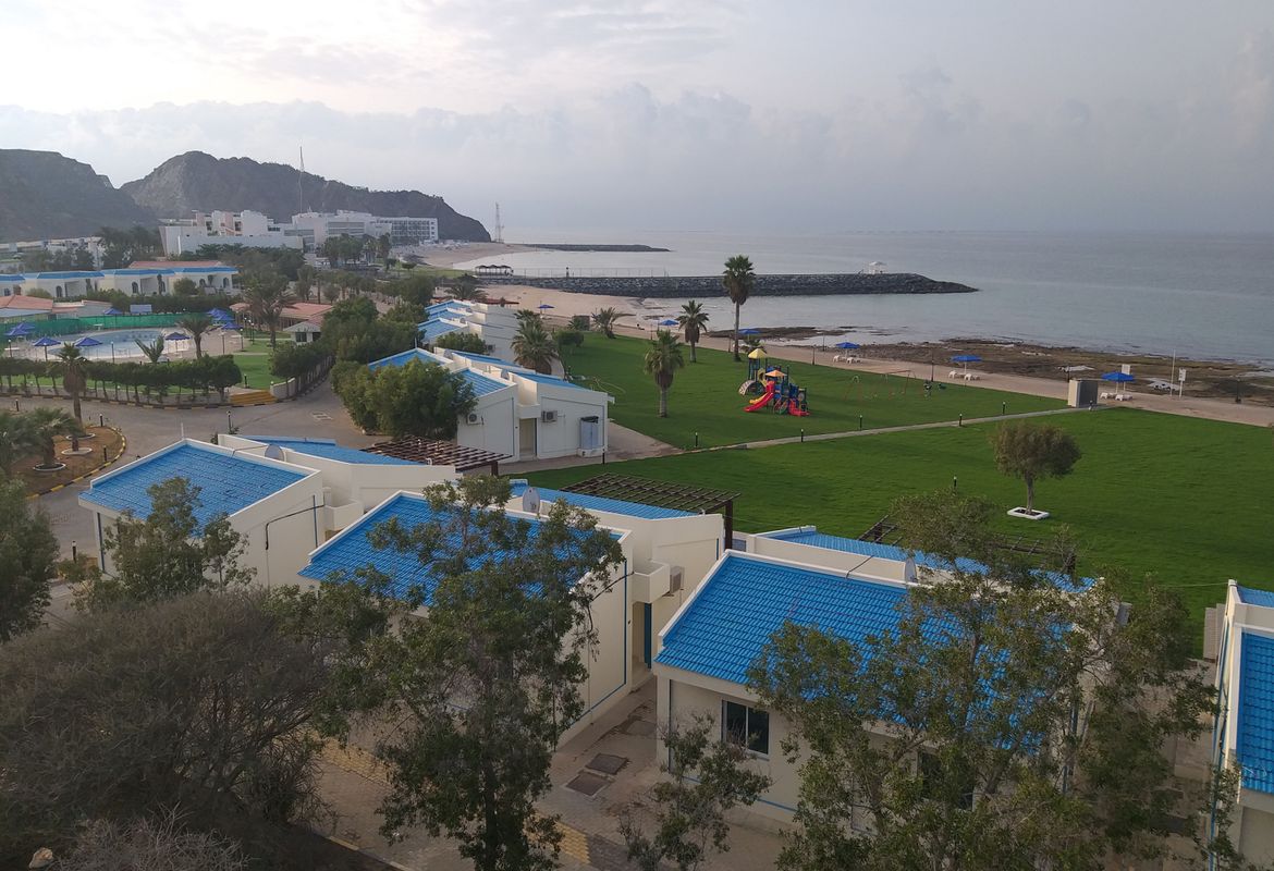 Holiday Beach Resort фото 1