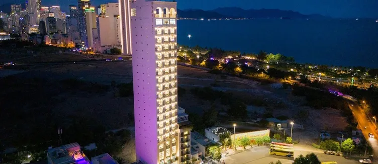 Фото отеля Avari Hotel