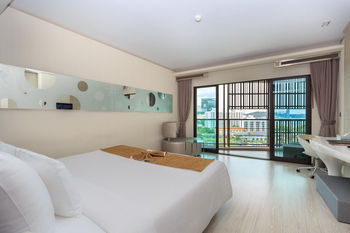 D Beach Pattaya Discovery Beach Hotel фото 39