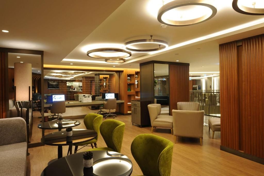 Doubletree by Hilton Istanbul - Sirkeci фото 41