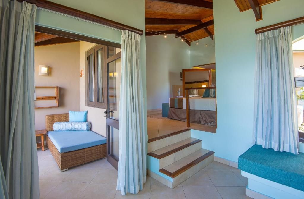 Coco De Mer & Black Parrot Suites фото 66