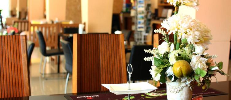 Фото отеля Breezotel