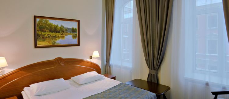 Фото отеля Cronwell Inn Стремянная