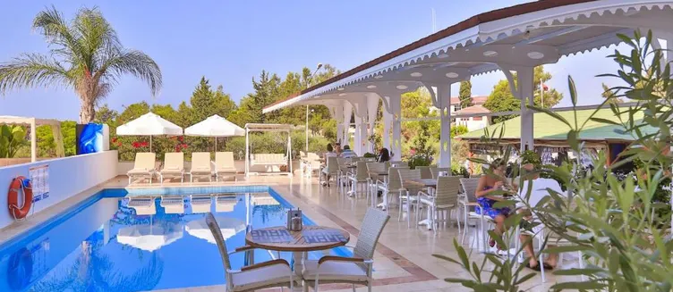 Фото отеля Linda Beach Boutique Class Hotel