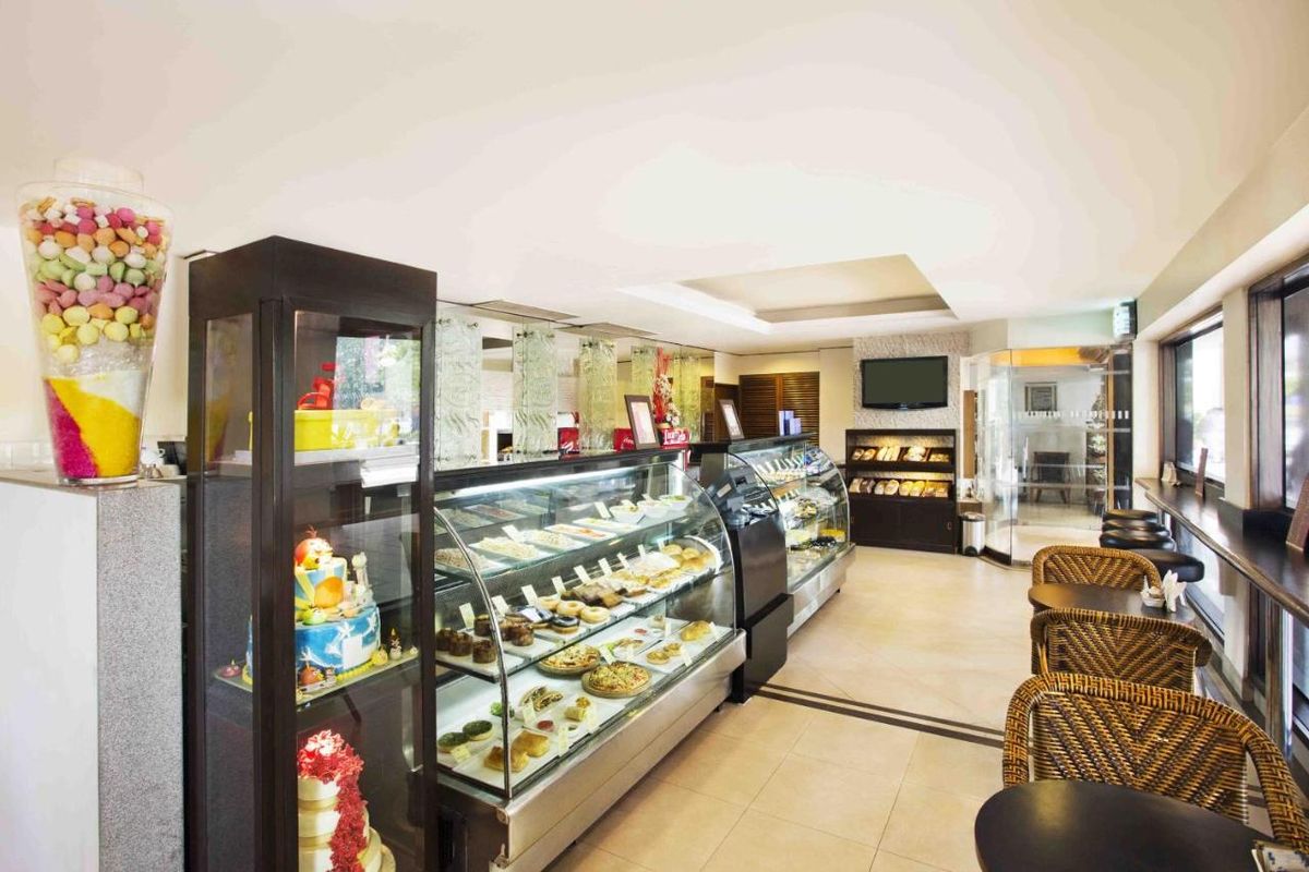 Eros Hotel New Delhi, Nehru Place фото 12