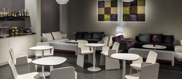 Фото отеля H10 Marina Barcelona