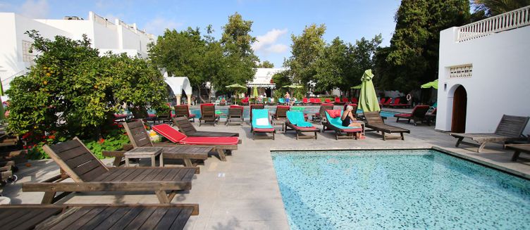 Фото отеля The Orangers Beach Resort and Bungalows