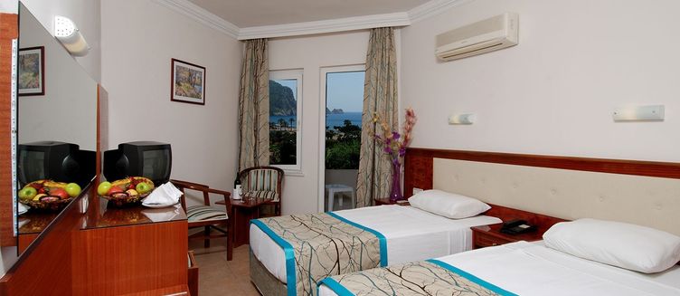 Фото отеля Hatipoglu Beach Hotel