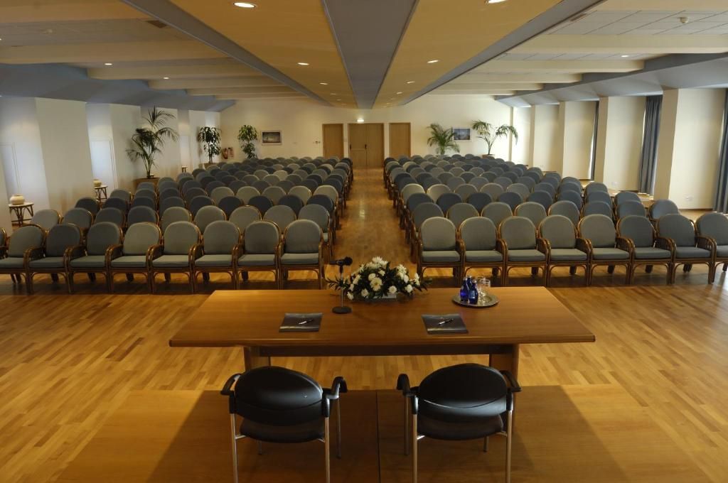 Constantinou Bros Athena Royal Beach Hotel фото 67