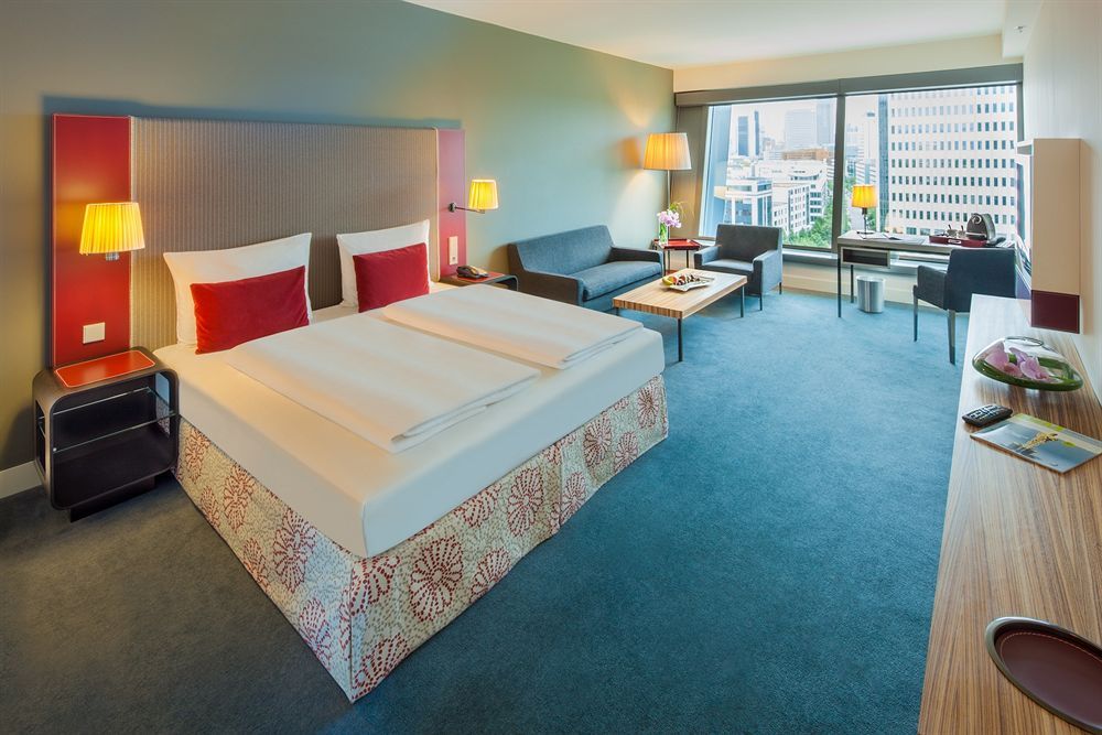 Radisson Blu Hotel фото 65