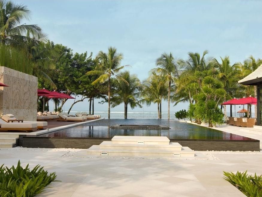 The Royal Santrian Luxury Beach Villas фото 34