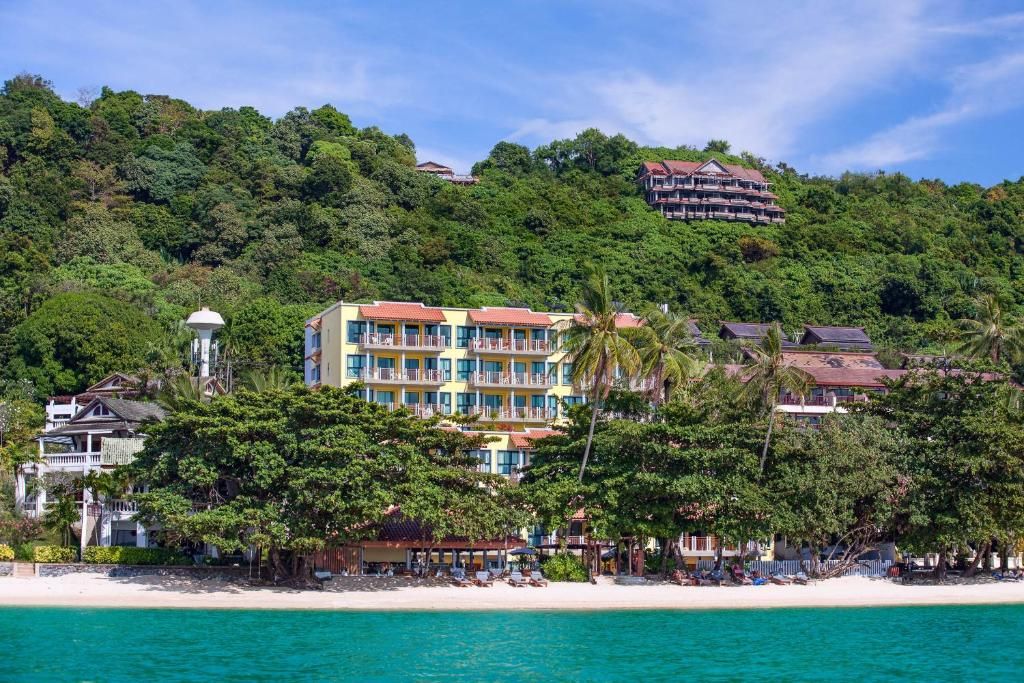 By The Sea Phuket Beach Resort фото 23