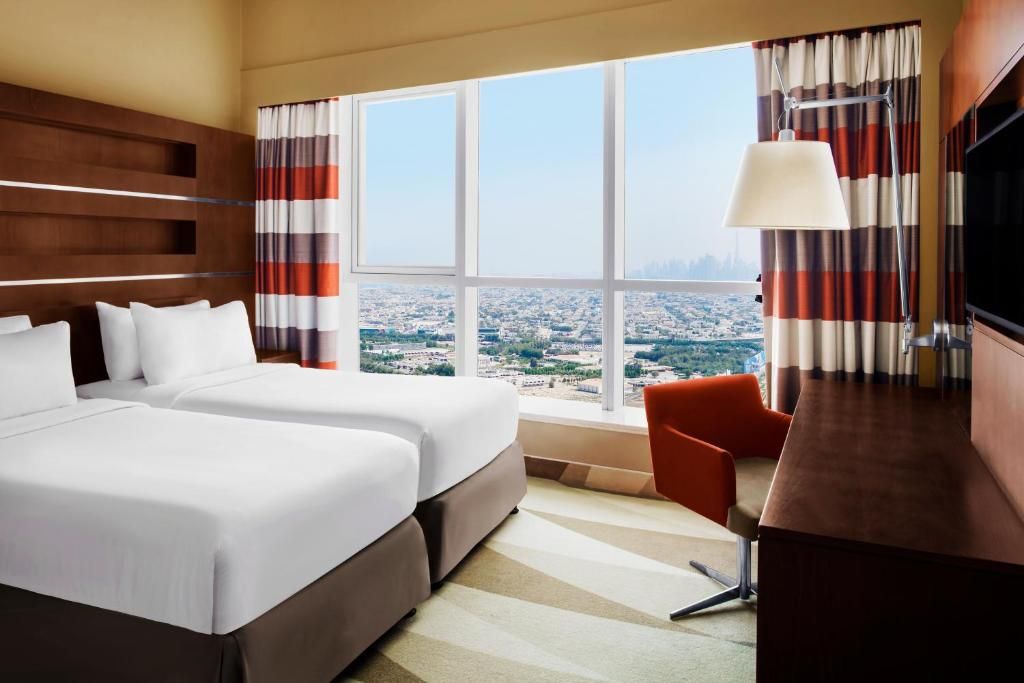 Novotel Dubai Al Barsha фото 2