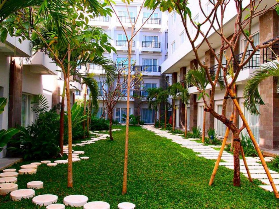 B Hotel Bali & Spa фото 23