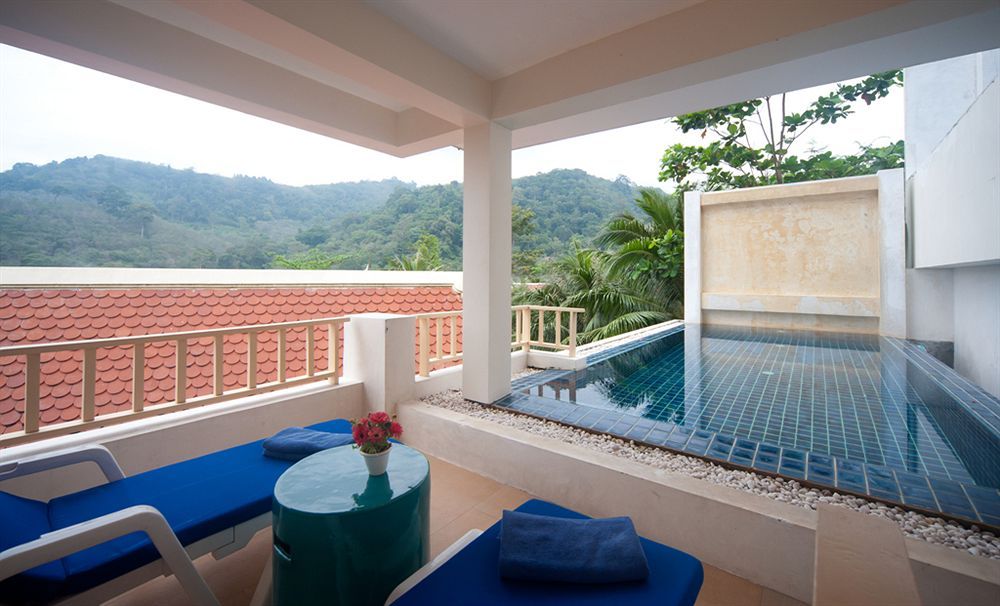 Amala Grand Bleu Resort фото 44