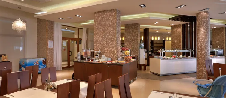 Фото отеля Apart Hotel Golden Line