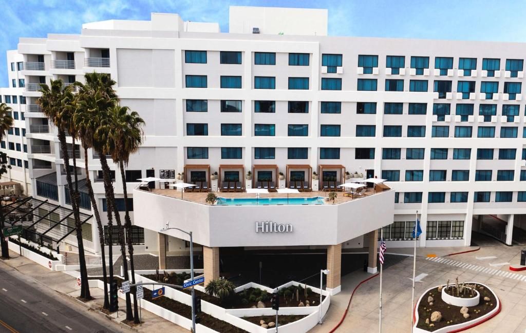 DoubleTree Suites by Hilton Santa Monica фото 18