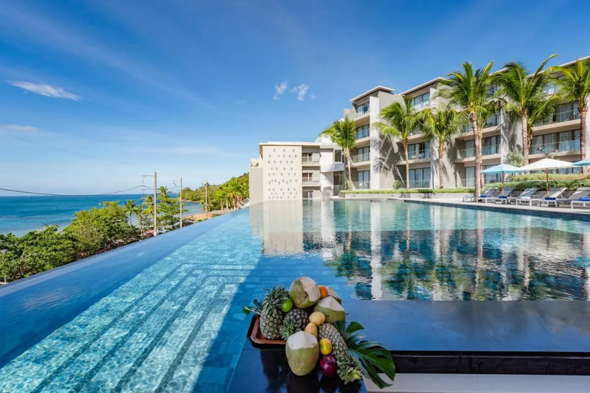 Oceanfront Beach Resort & Spa фото 0