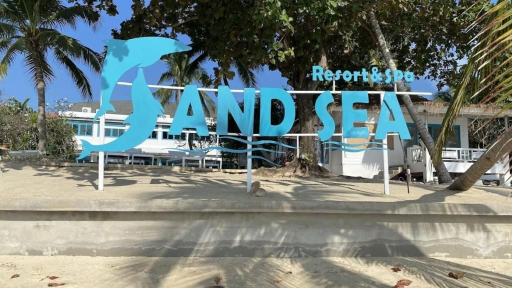 Sand Sea Beach Resort фото 44