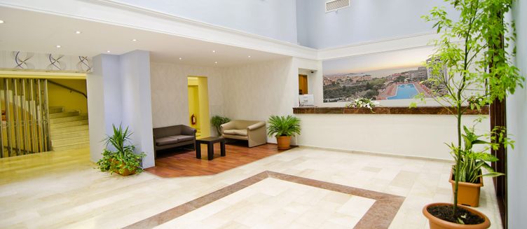 Фото отеля Citys Hill Hotel