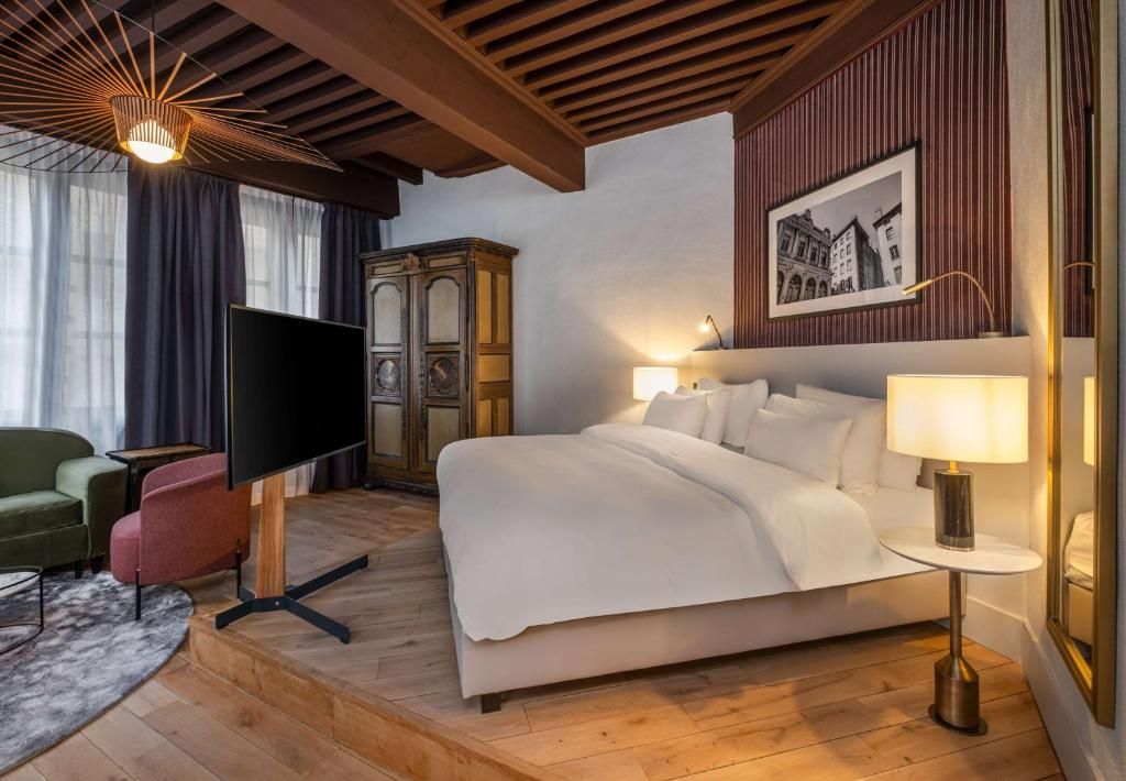 Hotel Cour Des Loges фото 45