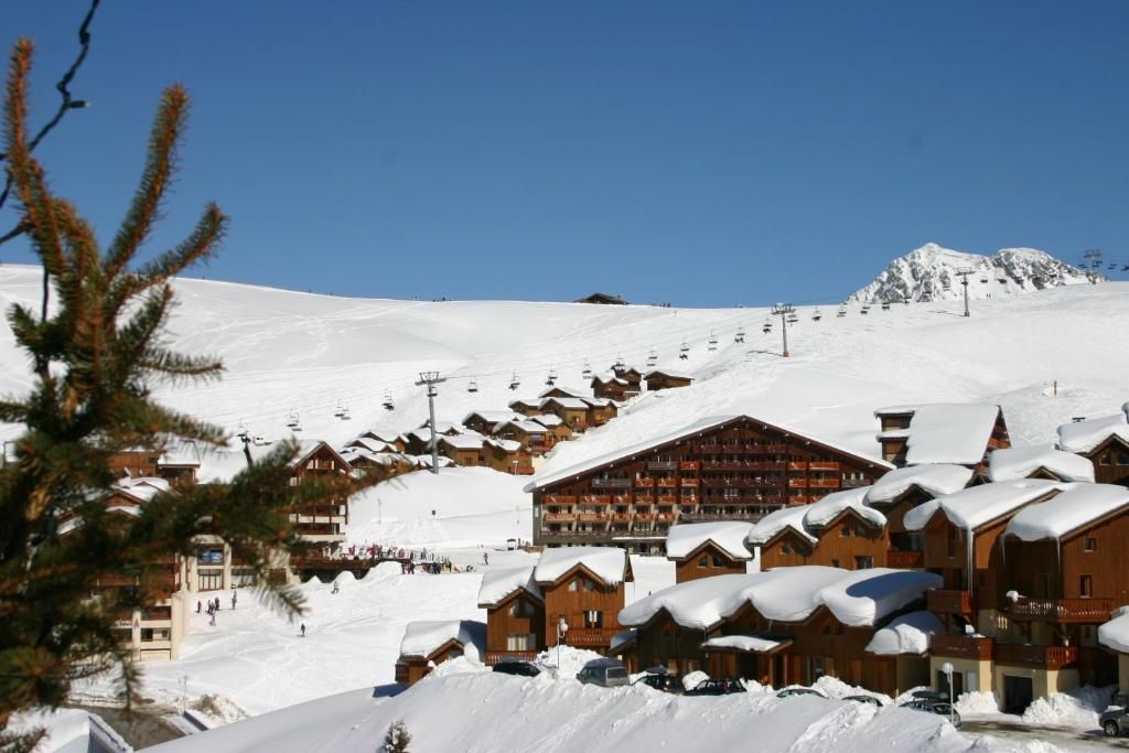 Madame Vacances Les Chalets du Praz фото 3