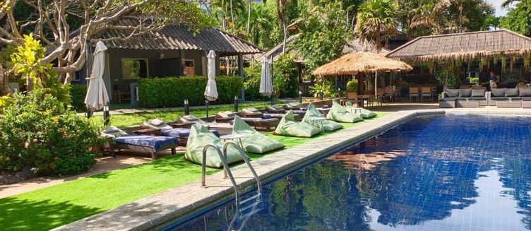 Фото отеля Let's Hyde Pattaya Resort & Villas