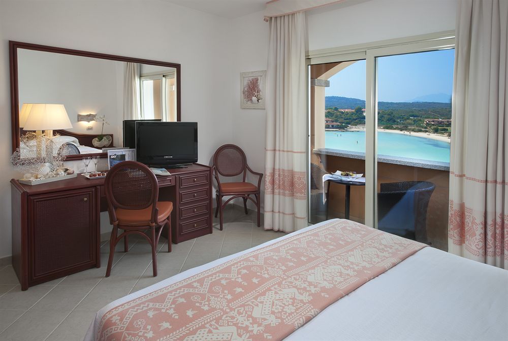 Gabbiano Azzurro Hotel & Suites фото 34