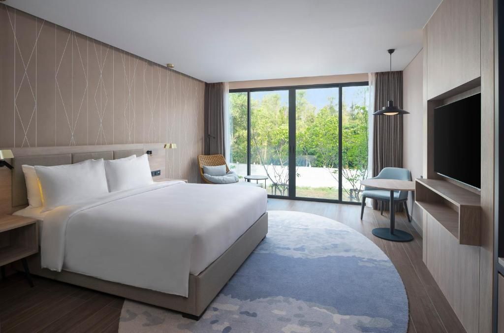 Radisson Blu Resort, Phuket Mai Khao Beach фото 2