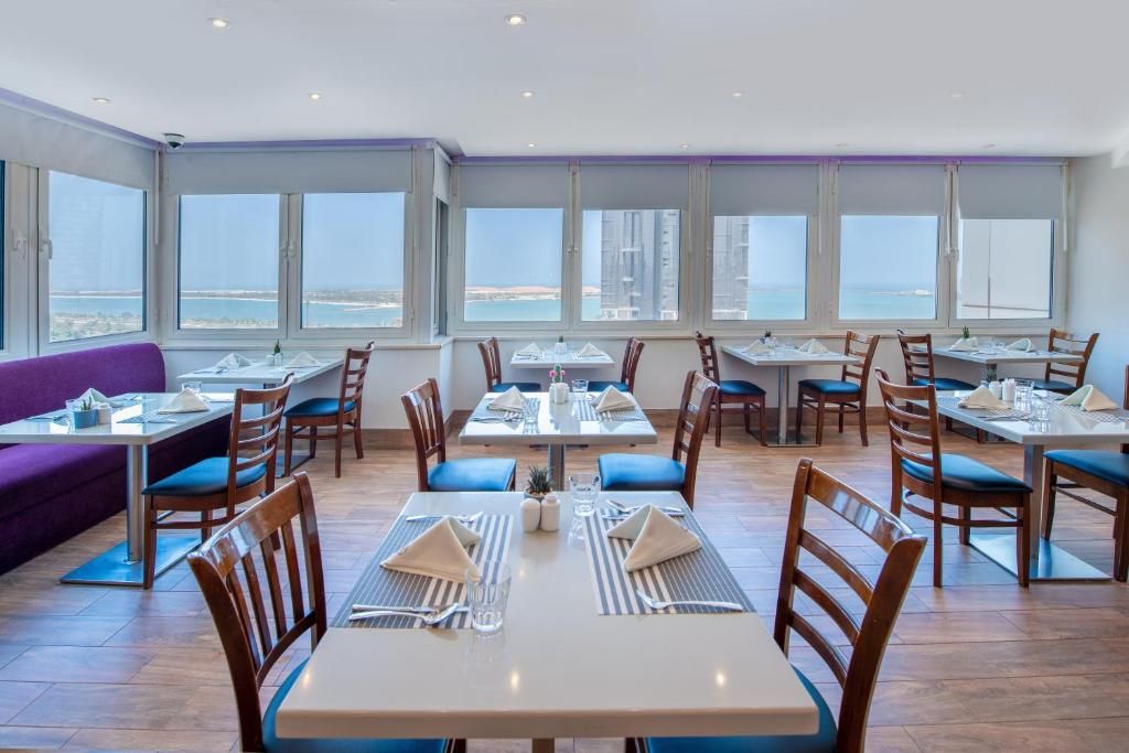 Hawthorn Suites by Wyndham Abu Dhabi City Center фото 40