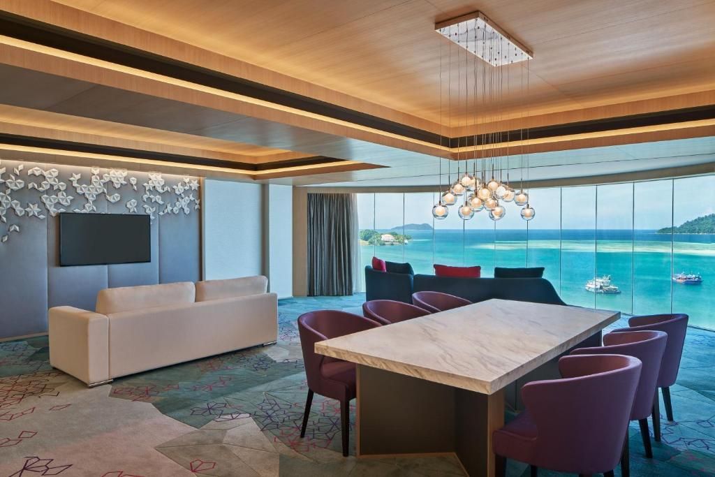 Le Meridien Kota Kinabalu фото 61