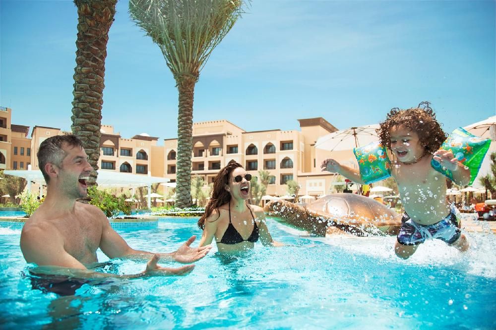 Saadiyat Rotana Resort and Villas фото 48