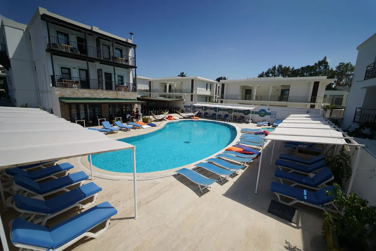 Salinas Beach Hotel фото 0