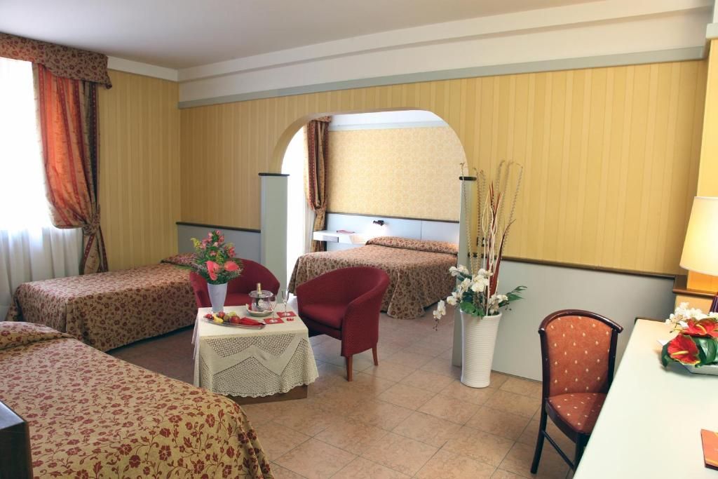 Hotel Maxim фото 16