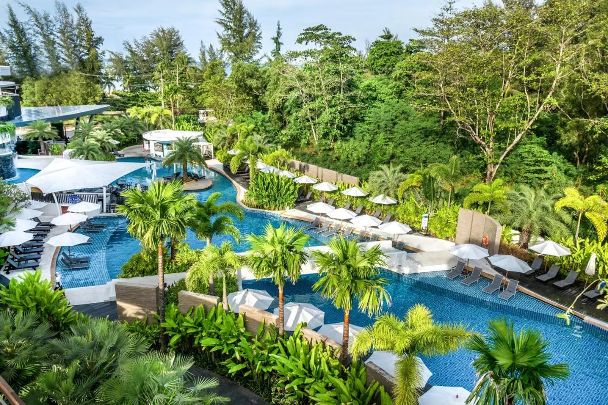 Holiday Inn Resort Phuket Karon Beach фото 2