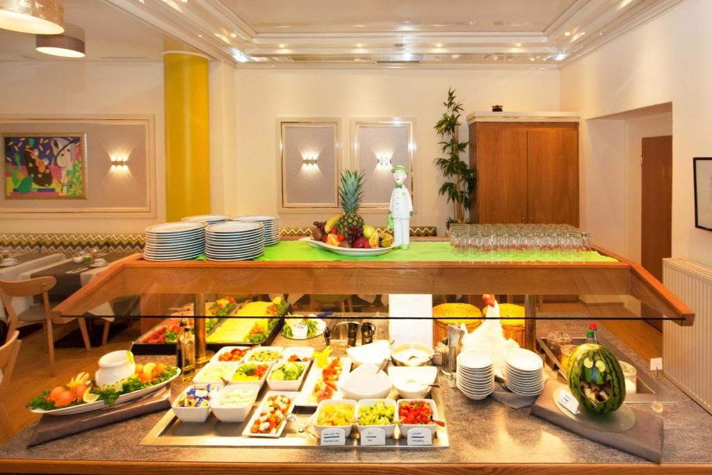 Favored Hotel Domicil фото 34
