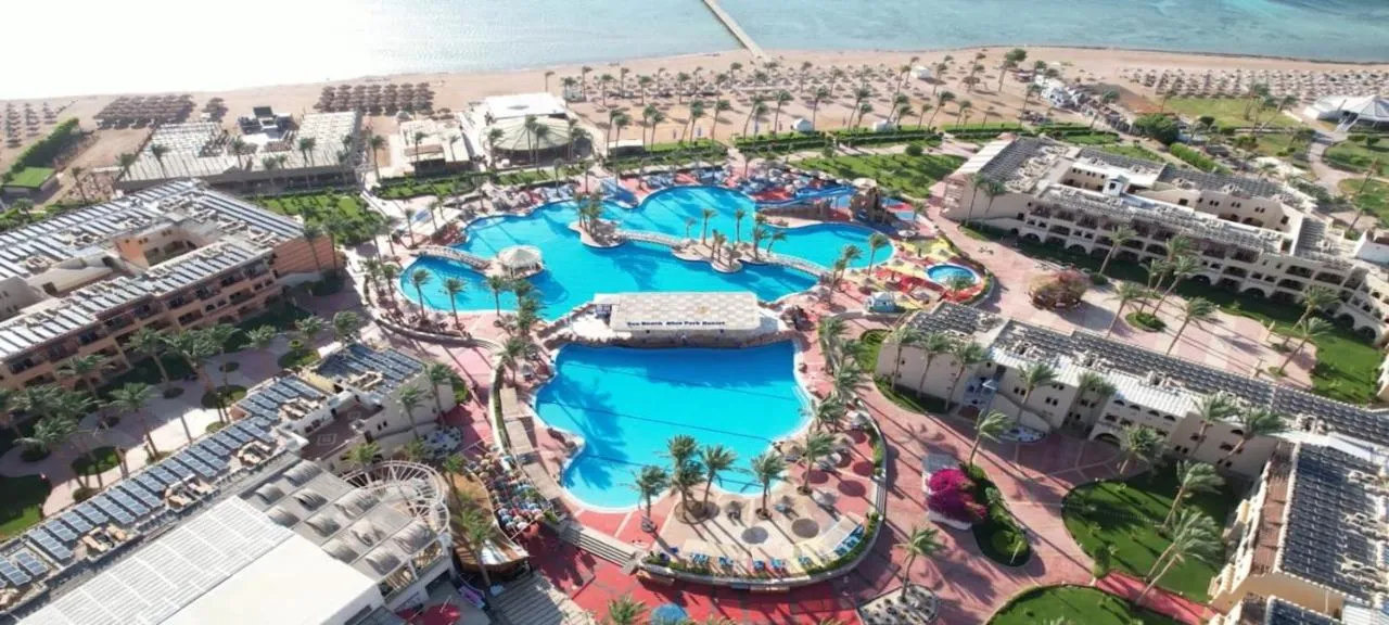 Edge Rotana Sea Beach фото 2