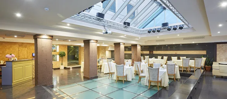 Фото отеля Marton Palace