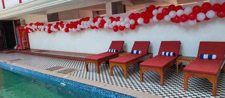 Фото отеля Martins Crest