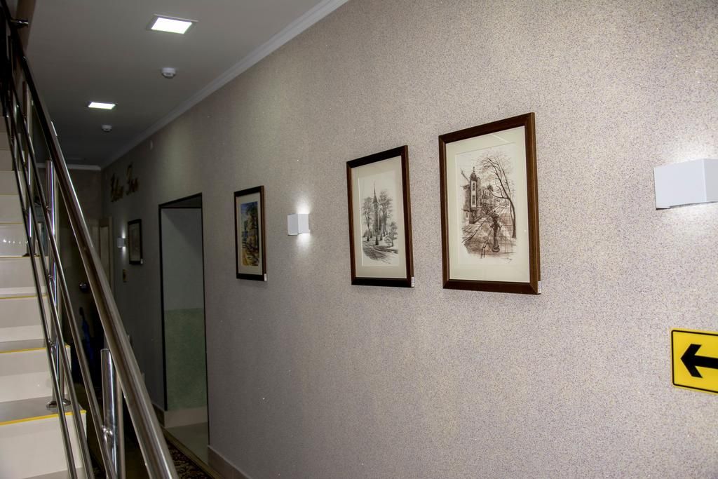 Элиза Инн фото 0