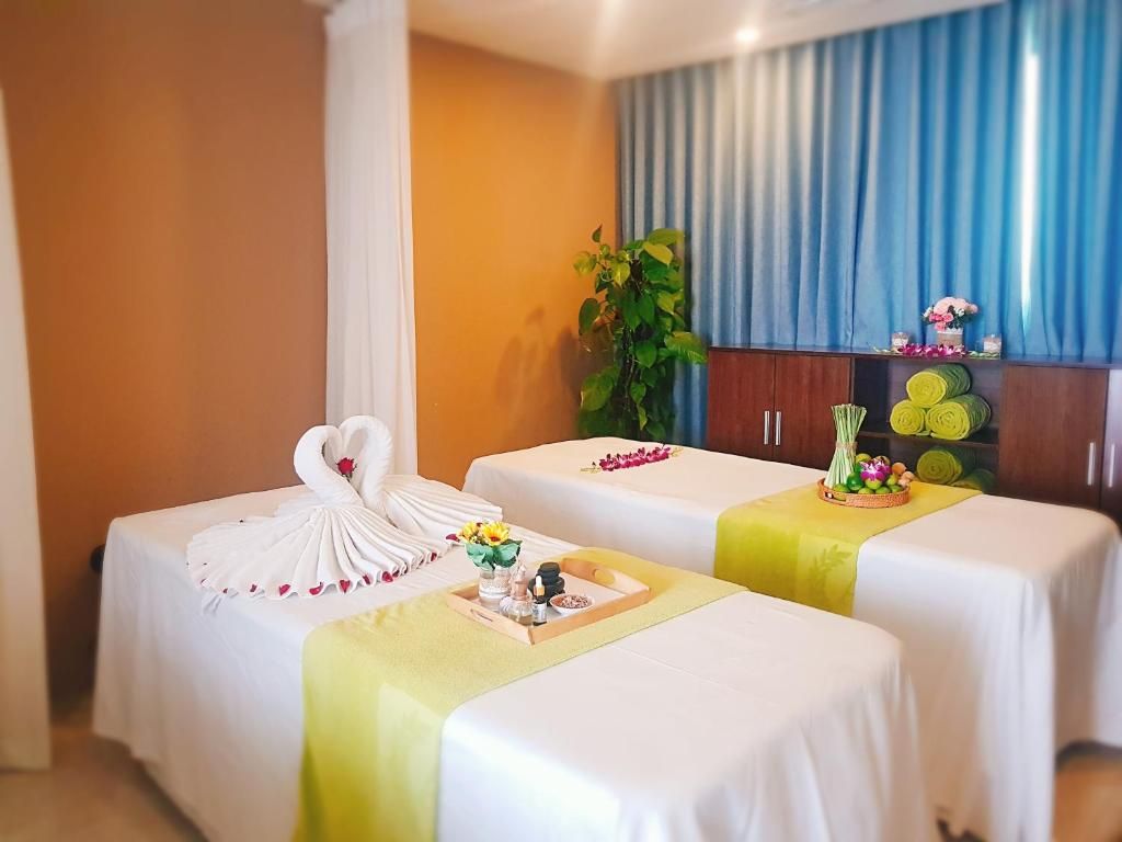 Yarra Ocean Suites Danang фото 18