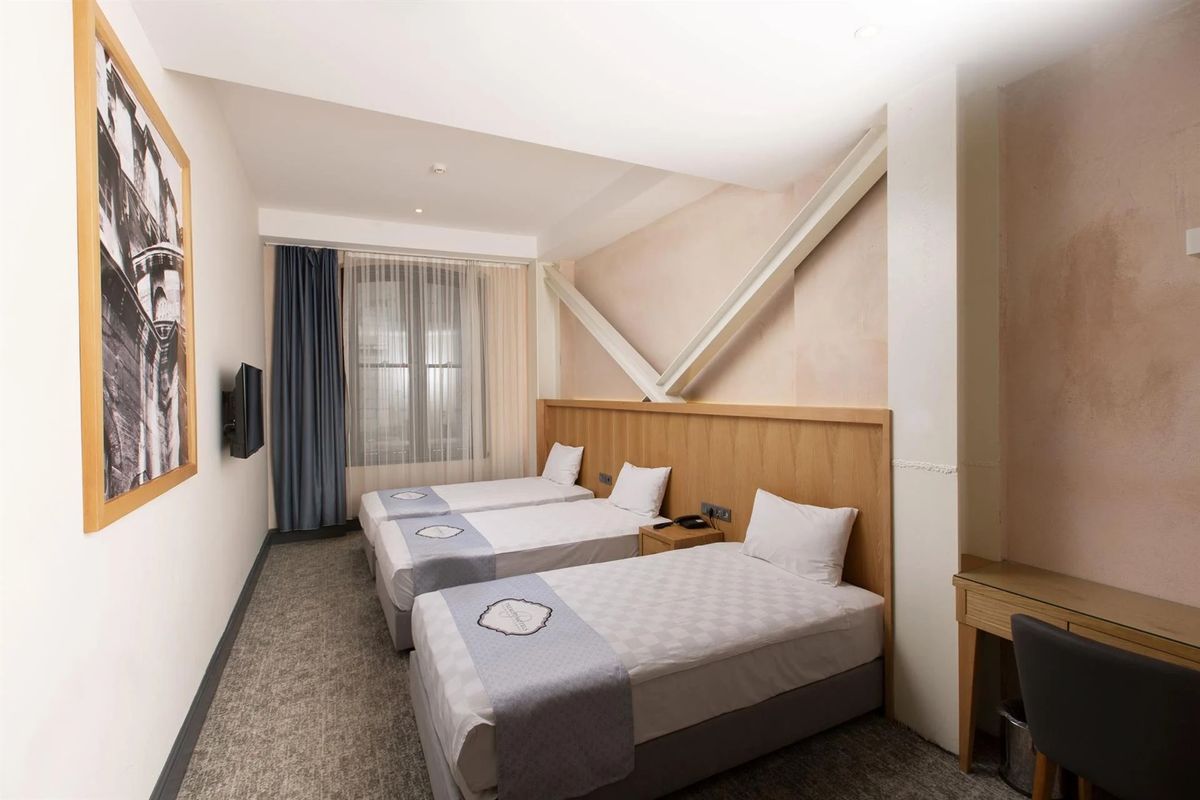 Premist Hotels Taksim фото 3