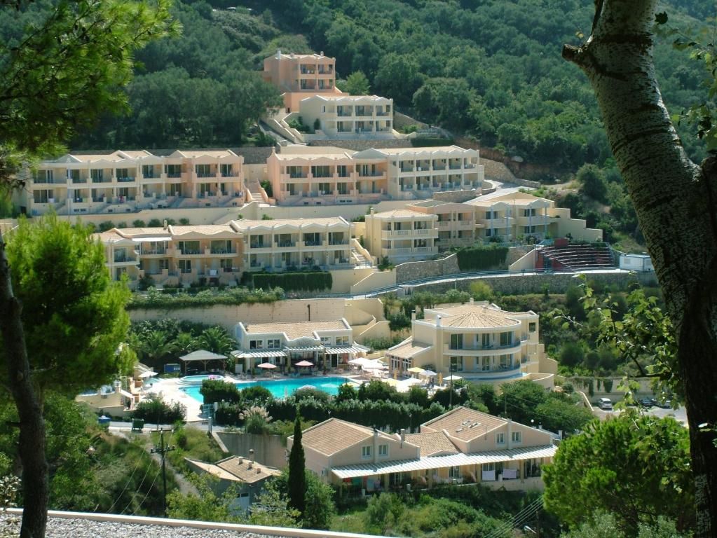 Ithea Suites Hotel фото 16