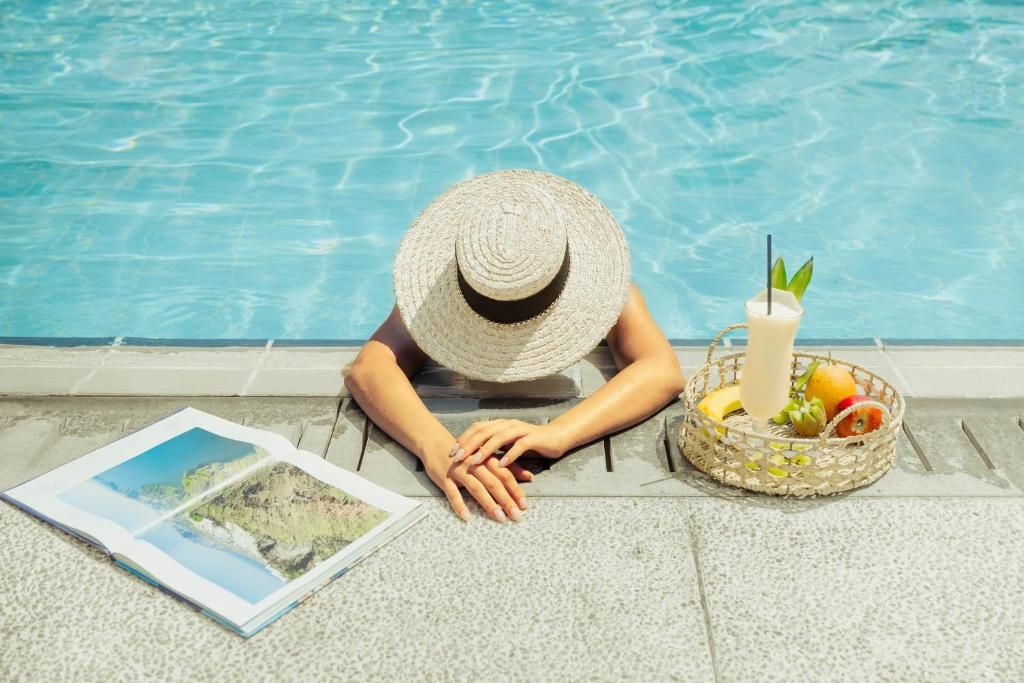Anemi Hotel and Suites фото 37