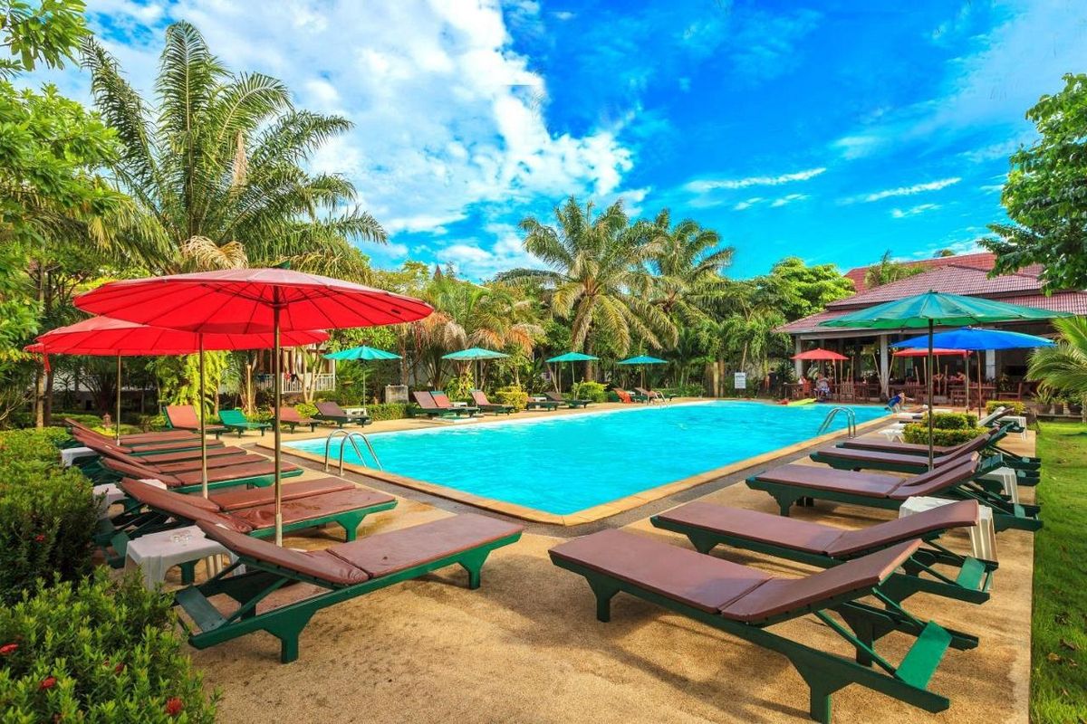 Lanta Klong Nin Beach Resort фото 0